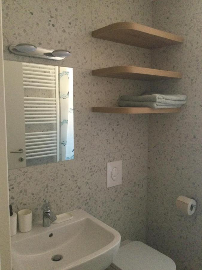 Lovely Studio Appartment With Patio Near The Sea Копер Екстериор снимка